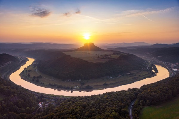 Podzimní výstup na horu Liliensteina putování údolím Labe přes Bad Schandau a Krippenzpět do Čech